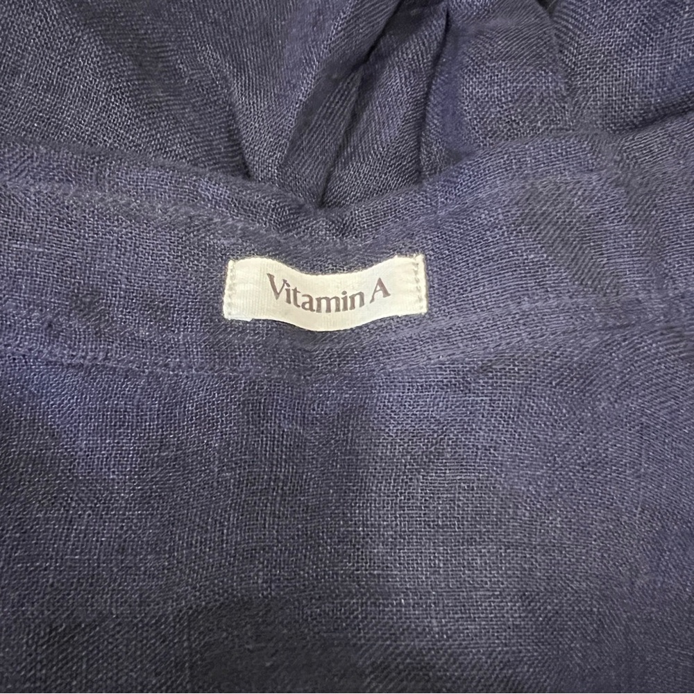 Vitamin A Playa Eco Linen Navy Button Down Shirt Coverup Medium NWOT - Picture 8 of 10